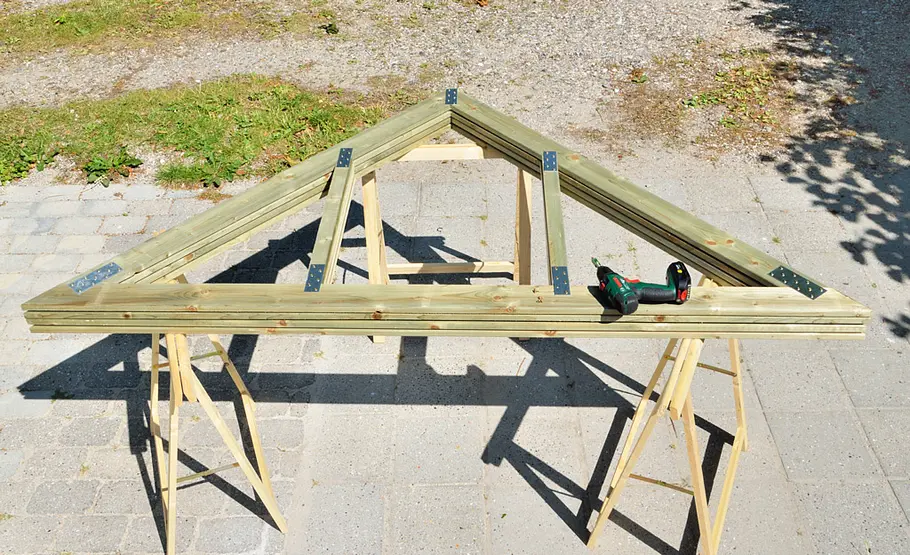 Gewächshaus aus Glas selber bauen