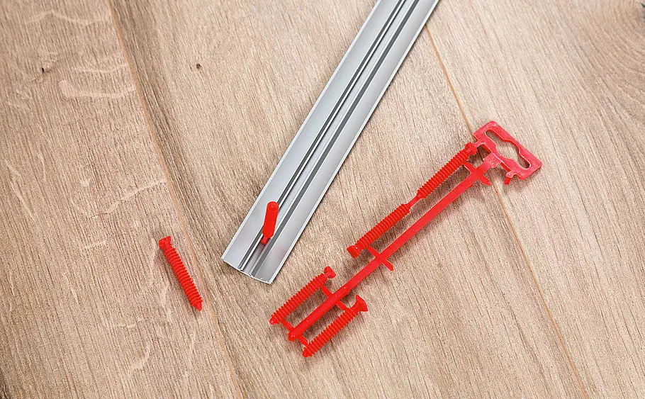 Elastischen Bodenbelag aus Vinyl verlegen