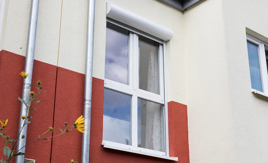 Elektrischen Vorbaurollladen nachrüsten