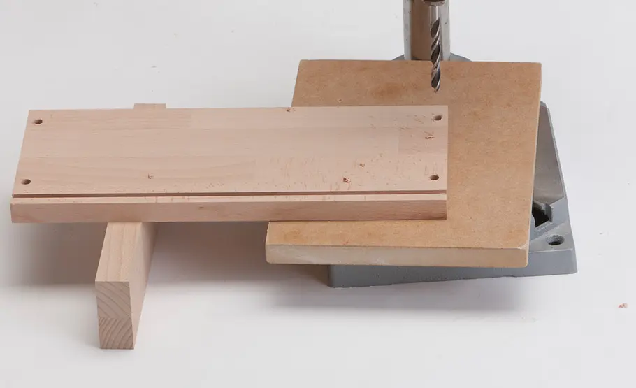 Sideboard mit Schwenk-Theke
