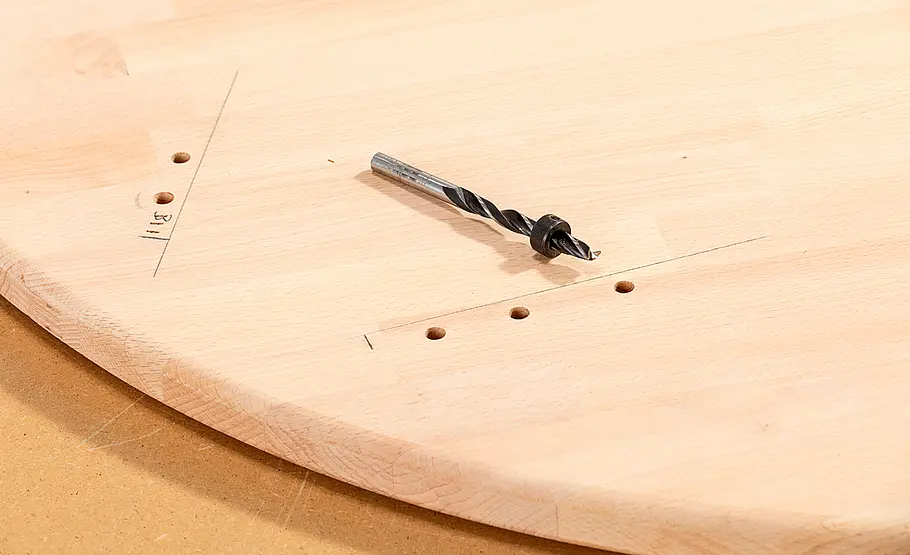 Klappbaren Couchtisch bauen