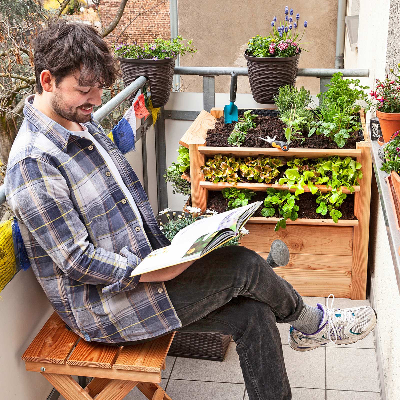 Schlankes Hochbeet für jeden Balkon selbst.de