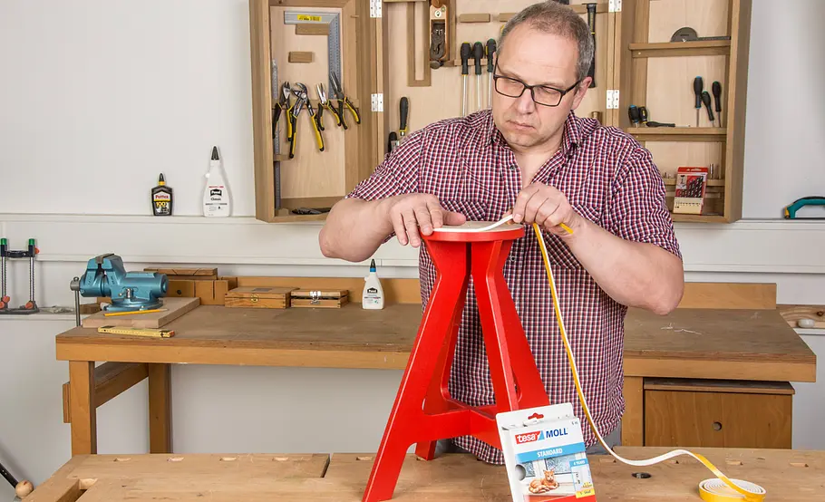 Werkstatthocker verschrauben