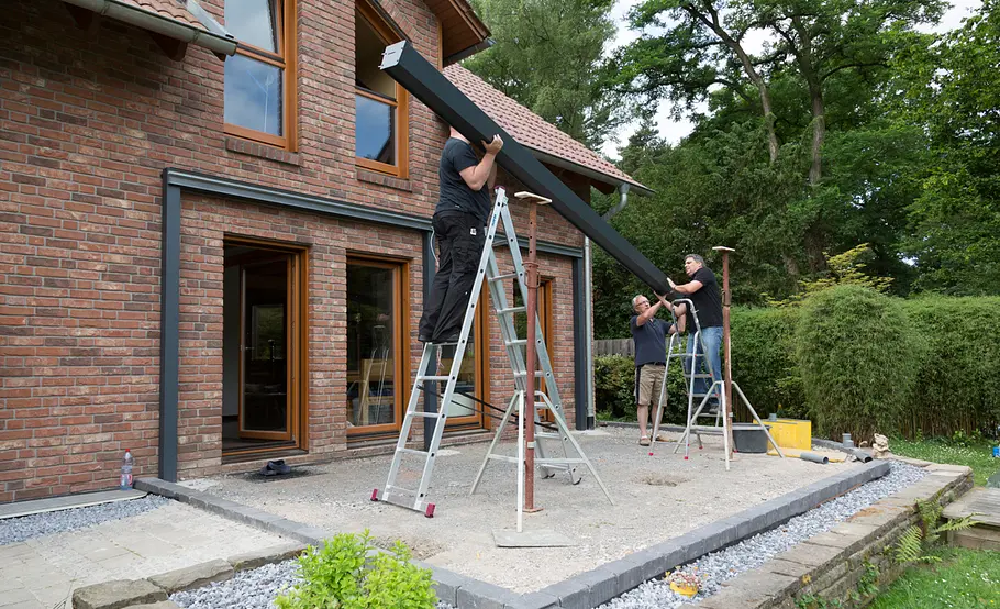 Terrassenüberdachung aus Alu und Glas bauen