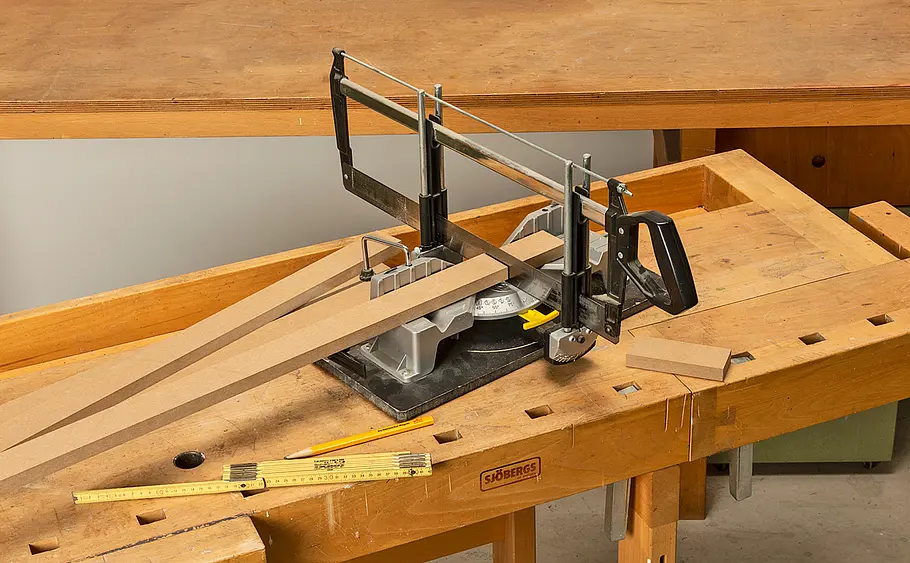 Schrank über Türrahmen bauen