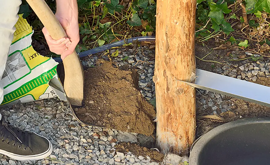 Kaskaden-Wasserspiel bauen