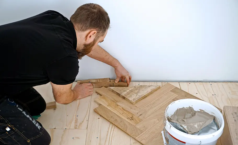 Fischgrätparkett verlegen