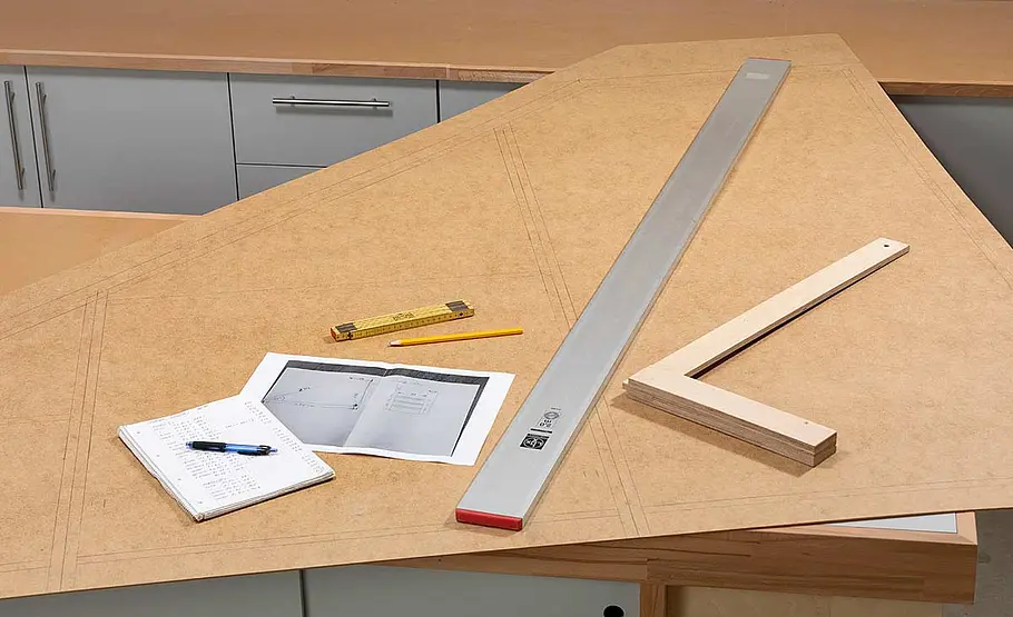 Schrank für unter die Treppe bauen