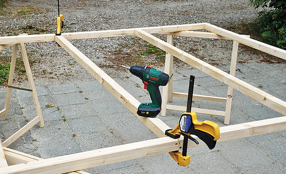 Gewächshaus aus Glas selber bauen