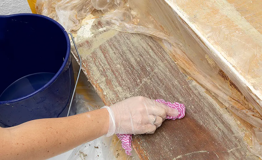 Holztreppe restaurieren