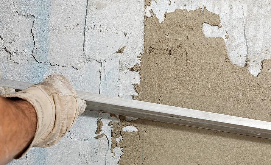 So können Sie die Kellerwand verputzen