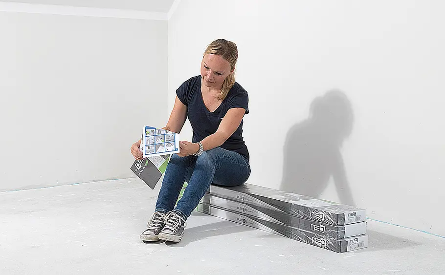 Elastischen Bodenbelag aus Vinyl verlegen