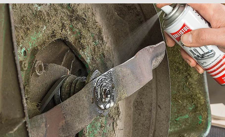 Rasenmäher Reparatur: Messer schärfen