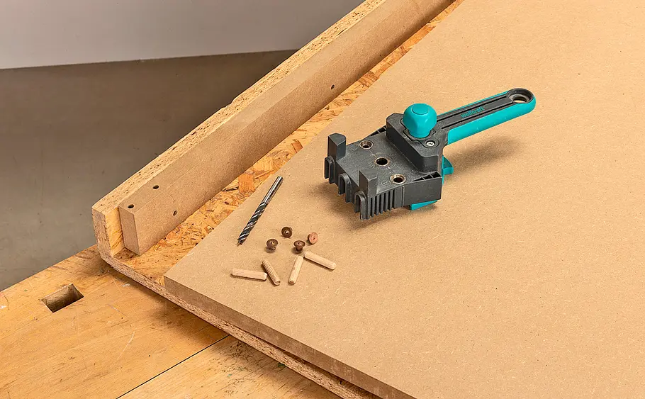 Schrank über Türrahmen bauen
