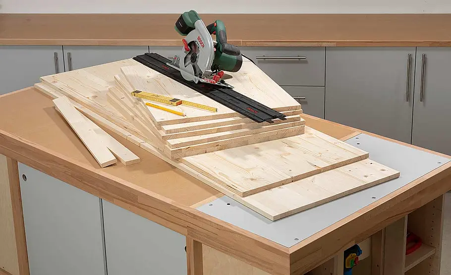 Schrank für unter die Treppe bauen