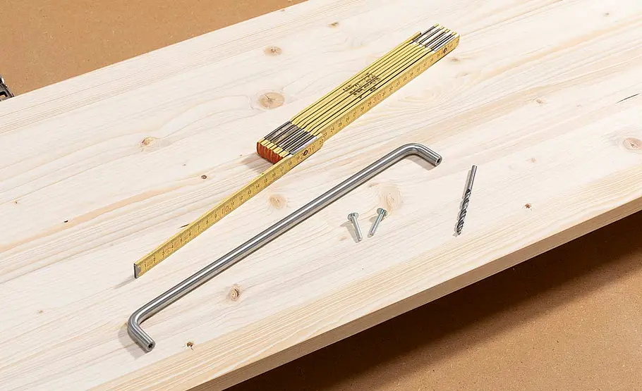 Schrank für unter die Treppe bauen