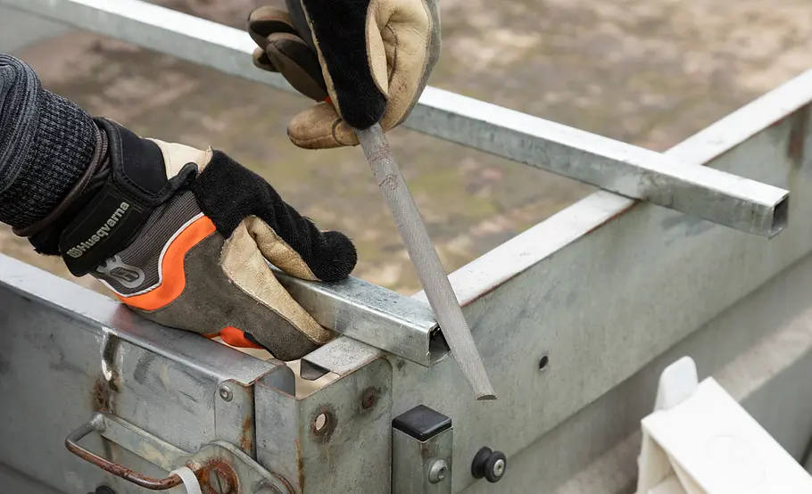 Anhänger-Stützen reparieren