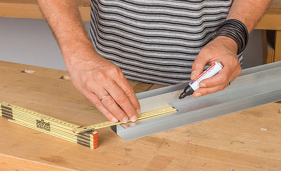 Bordwanderhöhung für Stema-Anhänger bauen