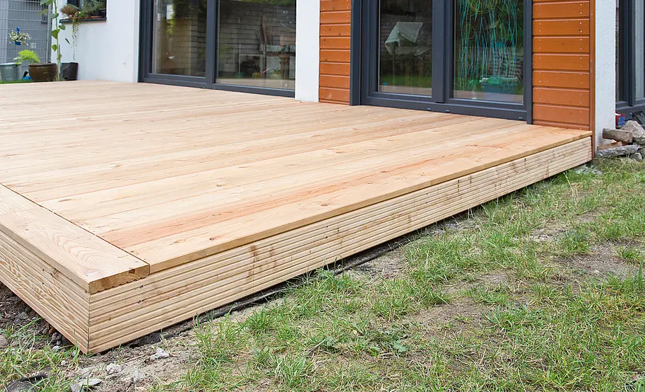Terrassendielen aus Lärche verlegen