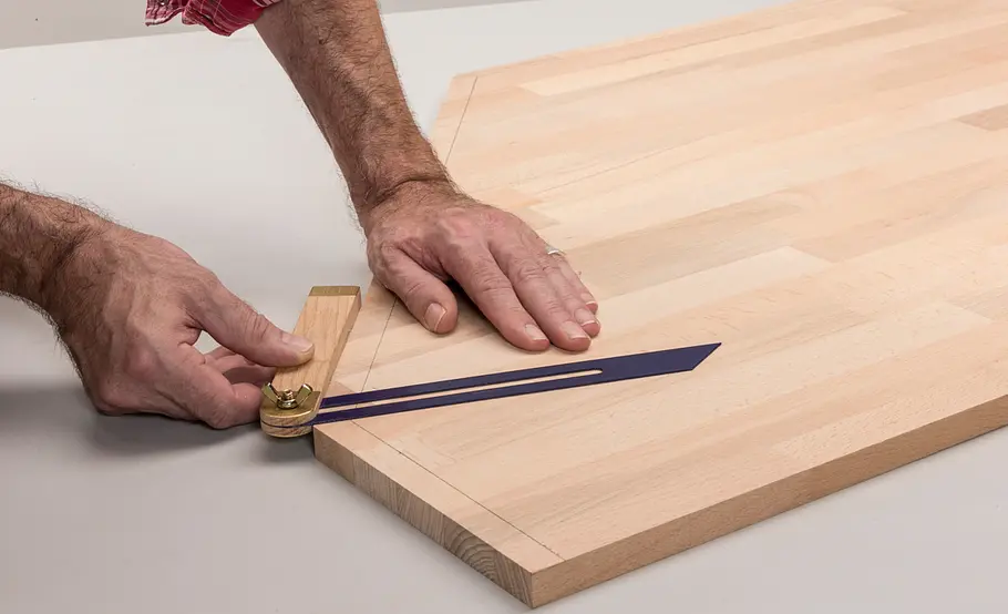 Verschiebbarer Kleiderschrank für unter die Dachschräge bauen
