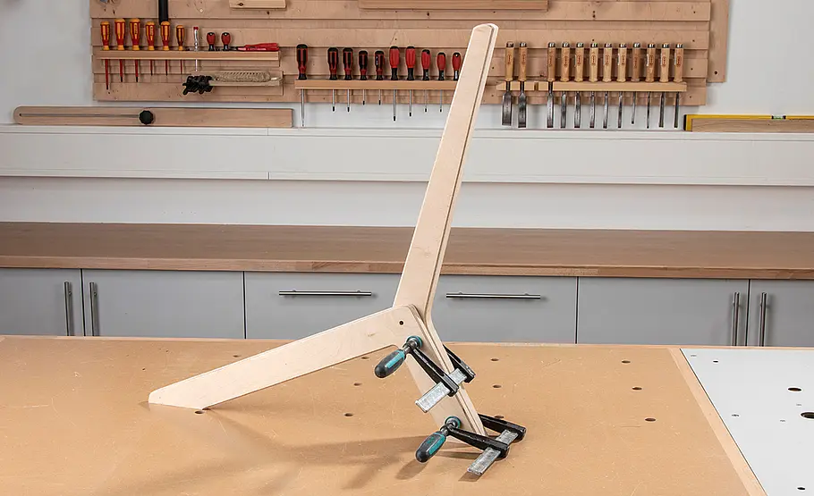 Klappbaren Couchtisch bauen