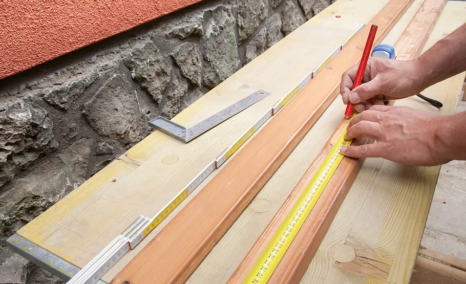 Fassade verkleiden mit Holz