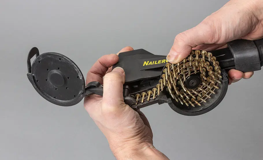 Schnellnagelhammer von NailerChamp
