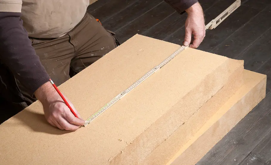 Dachboden dämmen mit Holzfaserplatten