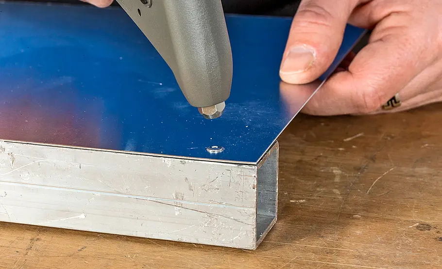 Nietverbindungen für Metall