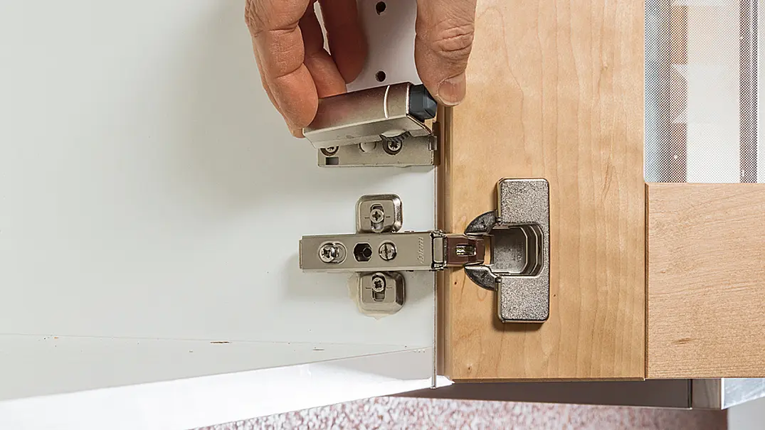 Welches Topfband für welche Holztür? - Foto: sidm / KEH Welches Topfband für welche Holztür? - Foto: sidm / KEH