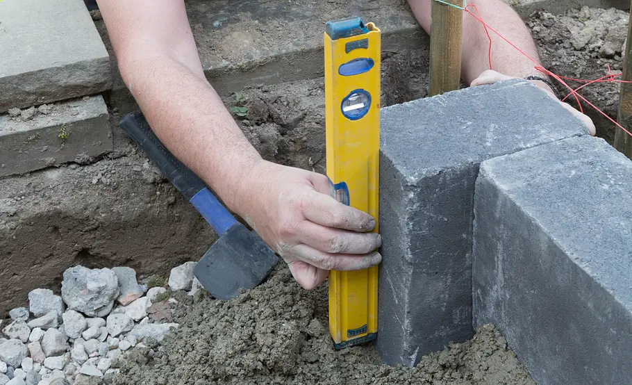Terrassenüberdachung aus Alu und Glas bauen