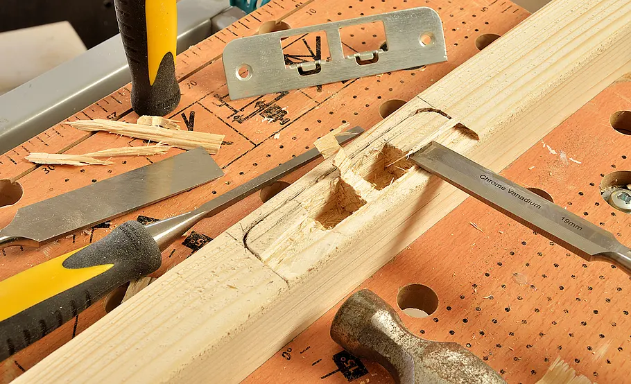 Haustür aus Holz bauen