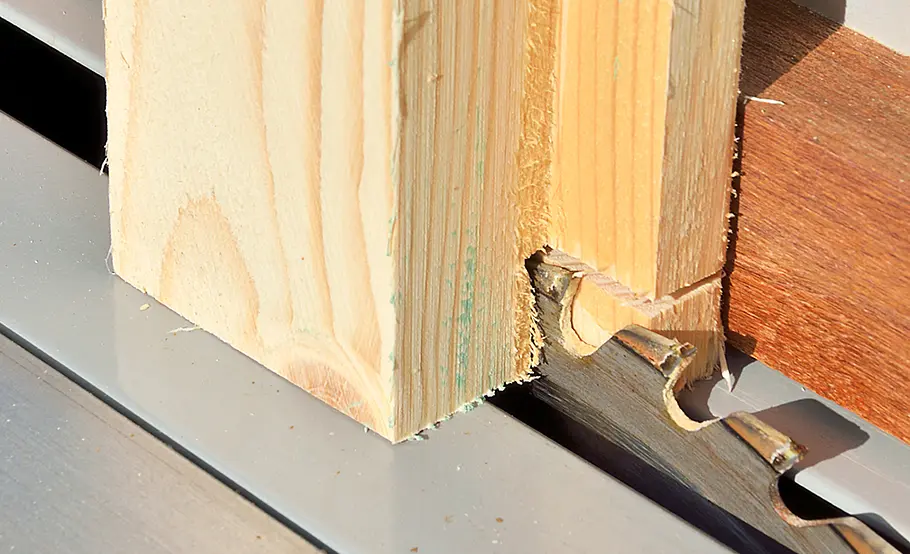 Haustür aus Holz bauen