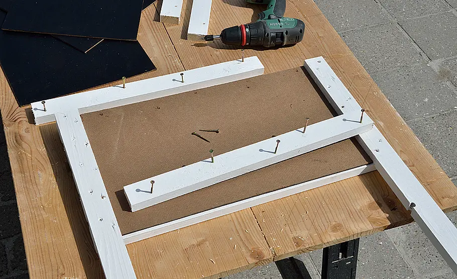 Sechseckiges Tischbeet bauen