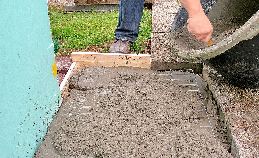 Fundament für Hochterrasse bauen