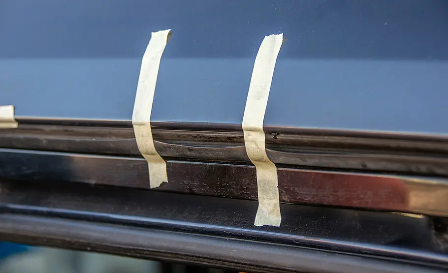 Gummidichtung an Autotür reparieren