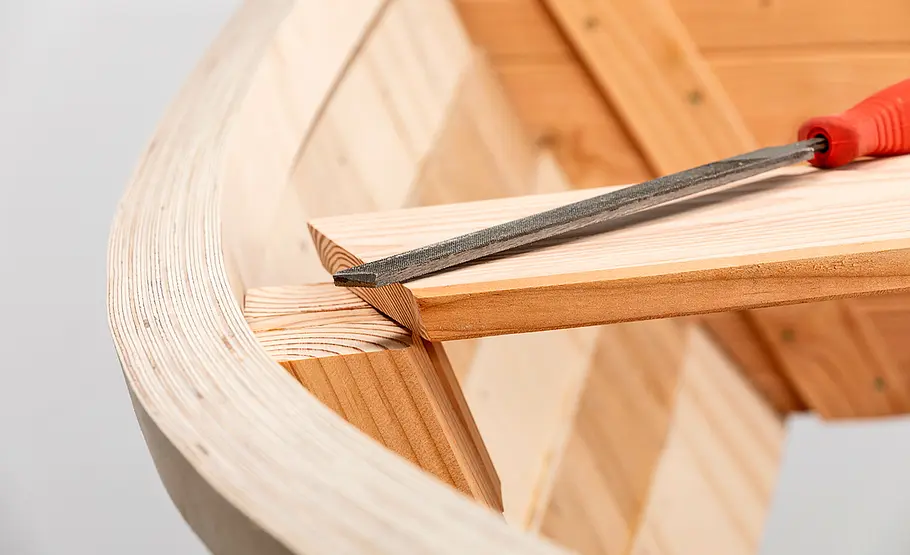 Hochbeet-Boot bauen