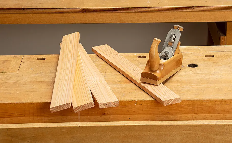 Hocker zum Klappen selber bauen