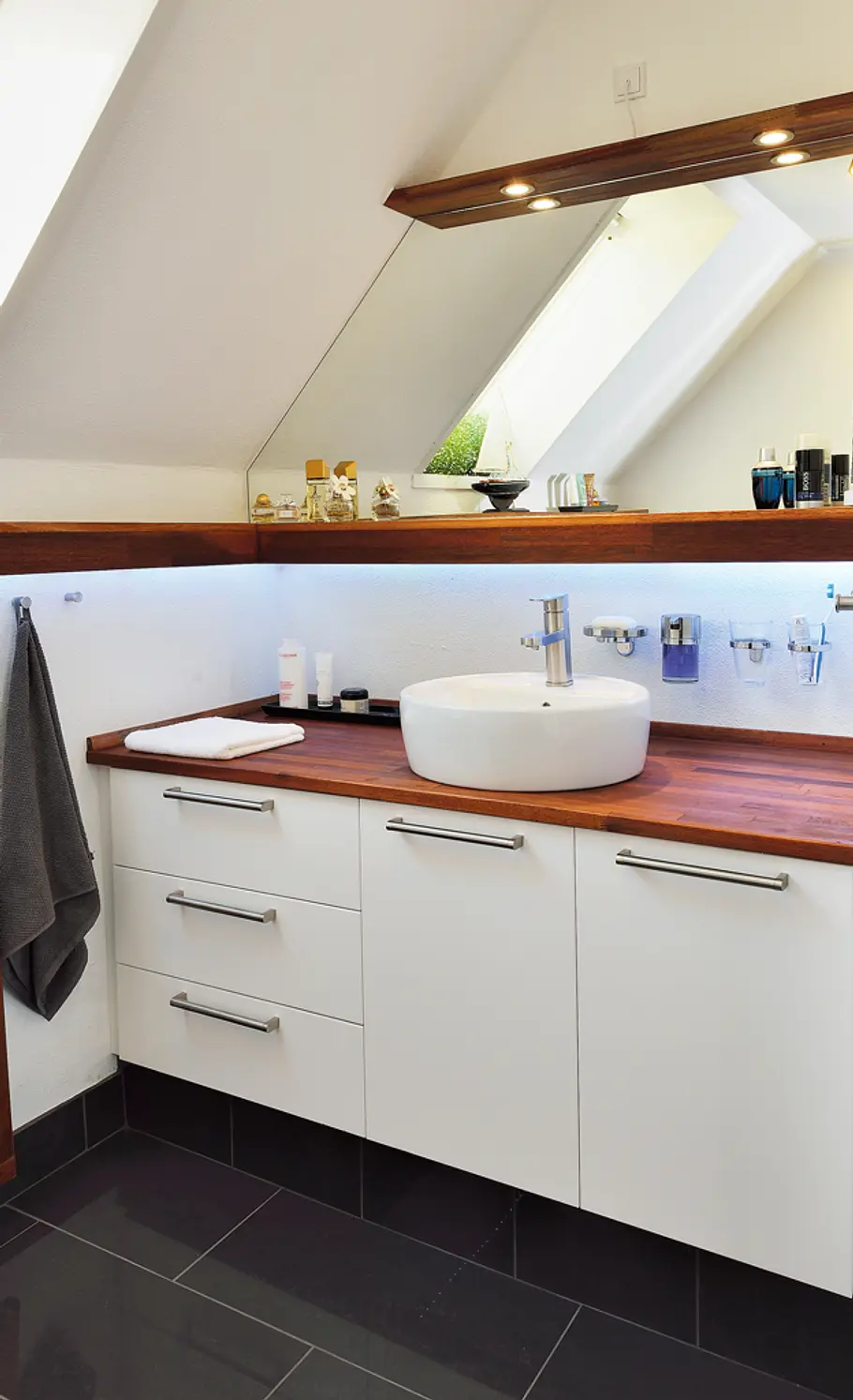Waschbeckenunterschrank bauen