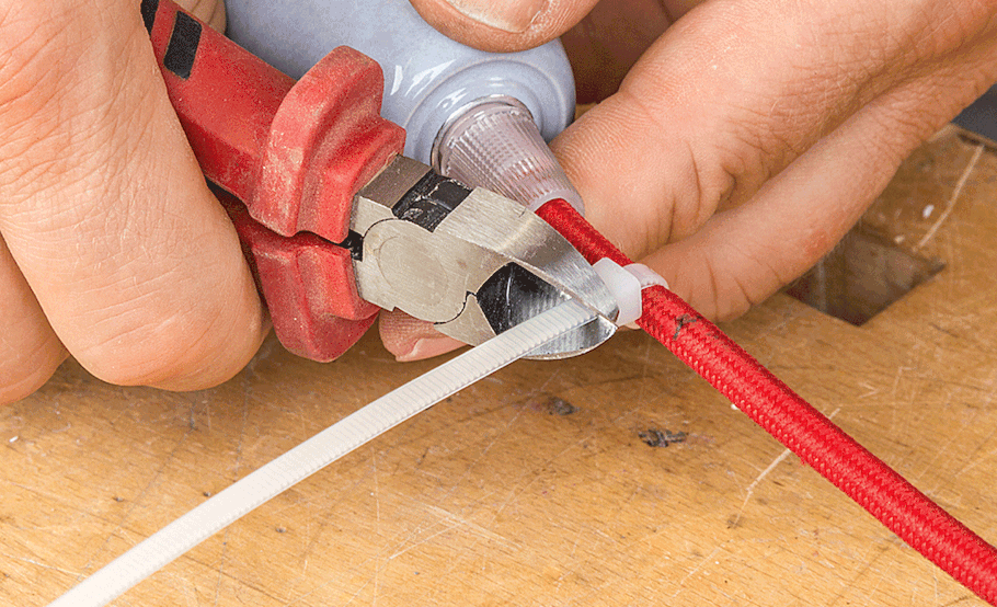 Upcycling-Leuchte aus Fleischwolf selber bauen