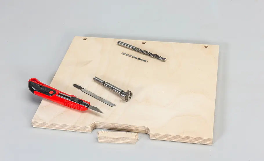 Schränkchen für Telefon & Router bauen