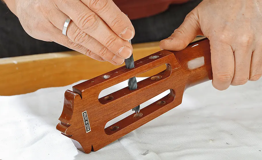 Gitarre reparieren