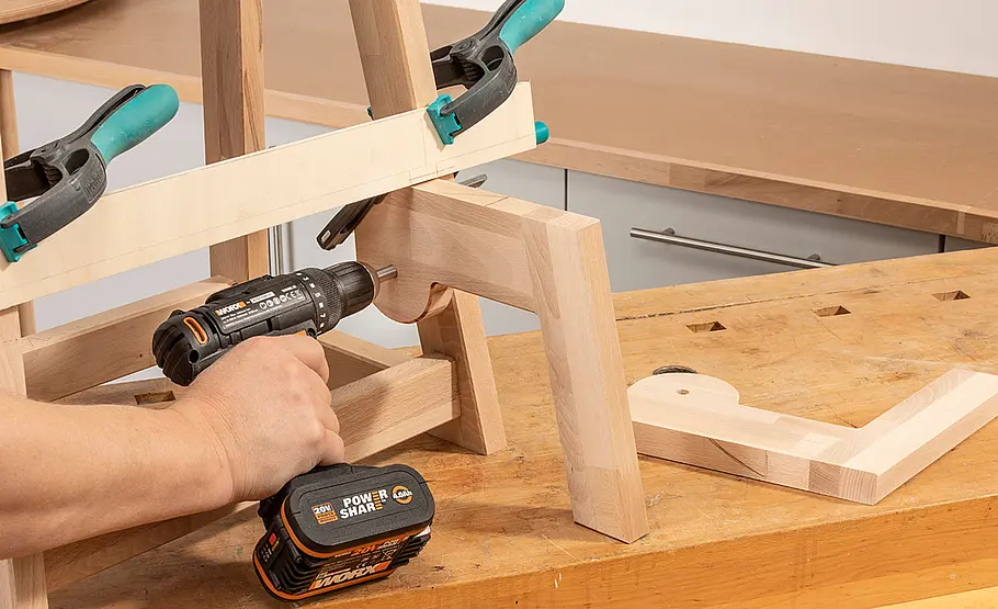 Klappbaren Treppenhocker bauen