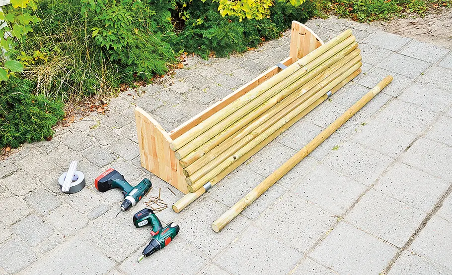 Mobile Gartenbrause mit Sichtschutz bauen