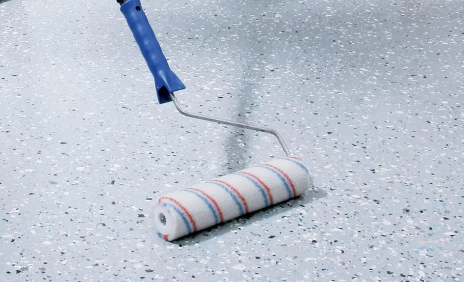 Beton-Fußboden versiegeln