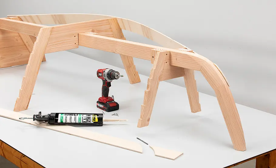 Hochbeet-Boot bauen