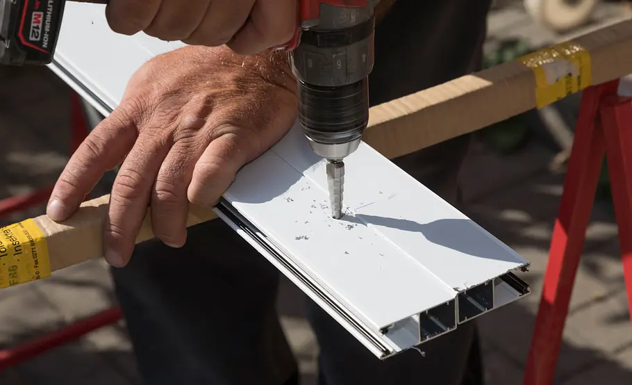 Elektrischen Vorbaurollladen nachrüsten