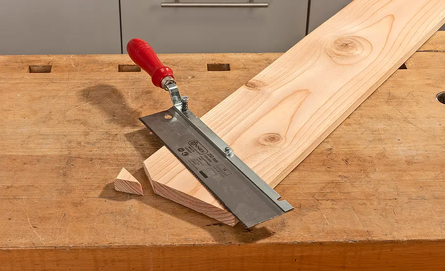 Kleines Hochbeet für den Balkon bauen