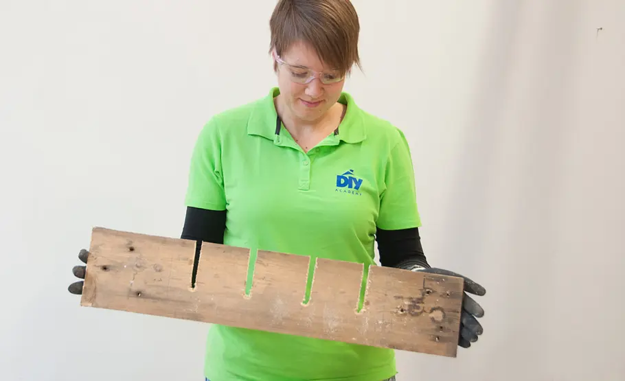 Paletten-Upcycling: Weinregal selber bauen