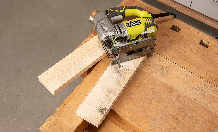 Hocker aus Beton und Holz bauen